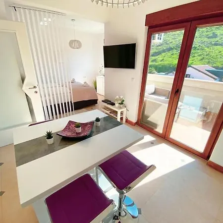 Golden Pearl Appartement *