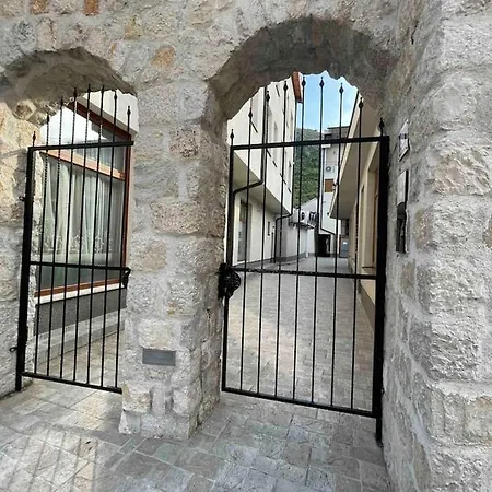 Golden Pearl Mostar